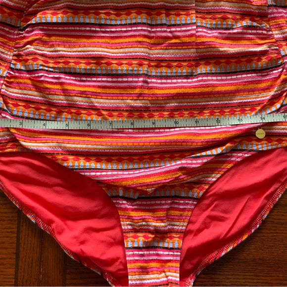 One piece halter swim suit size 16 NWOT - Picture 3 of 6